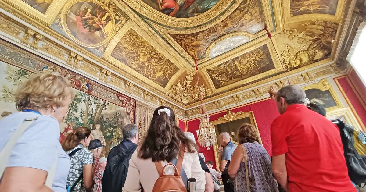 Guided Tours of Paris and France